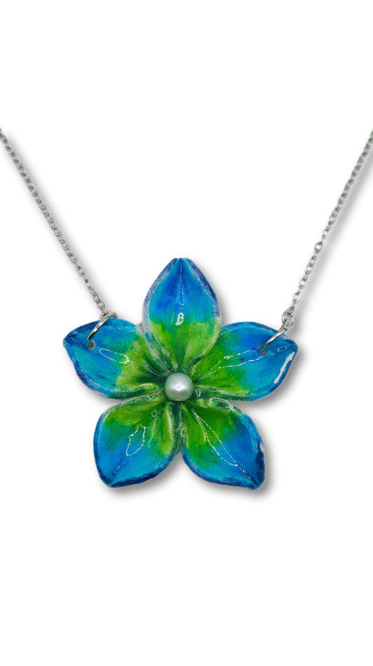 Flower Pendant Necklace